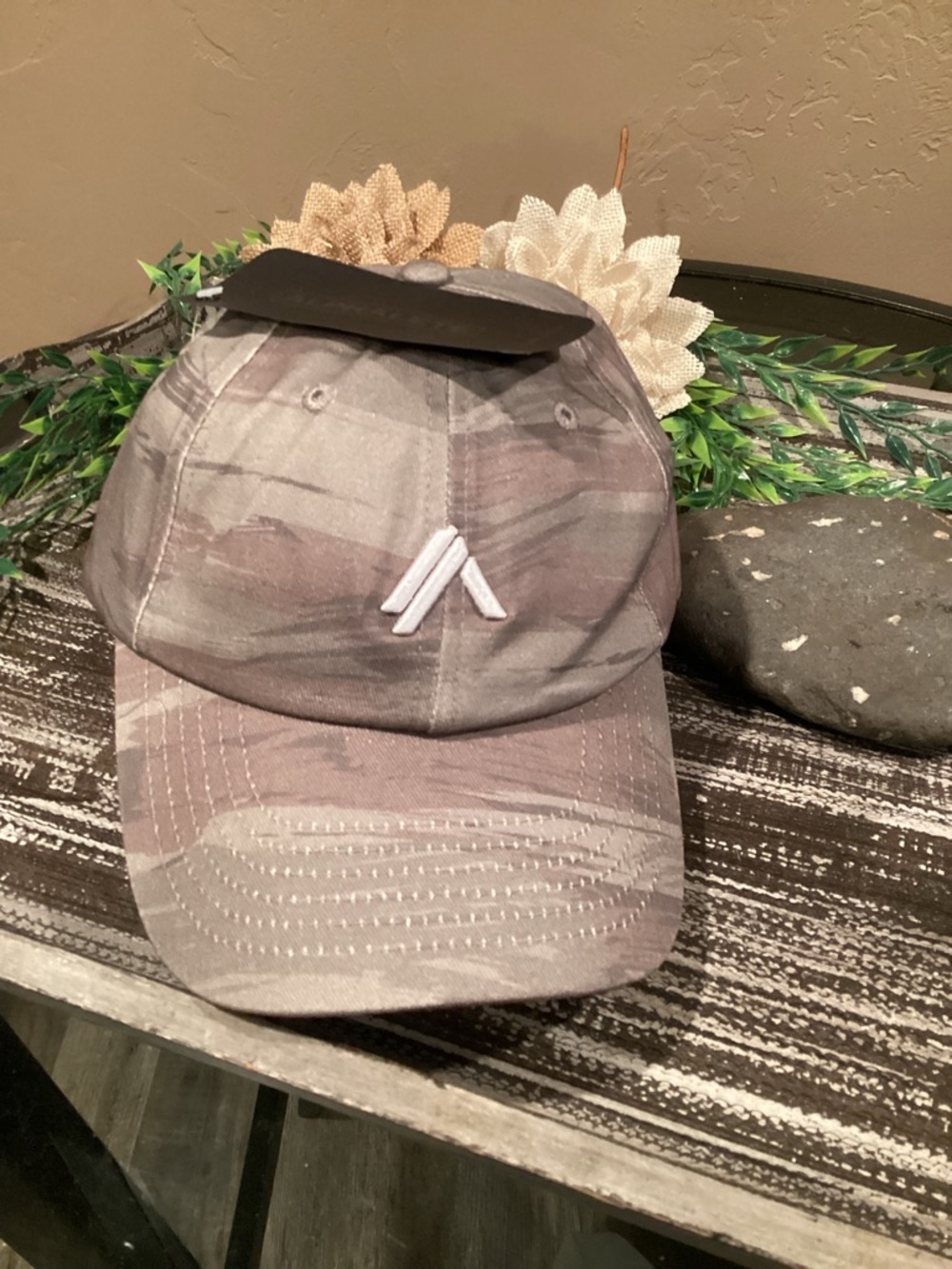 Alphalete Camo Baseball Cap green, gray and Brown Tones